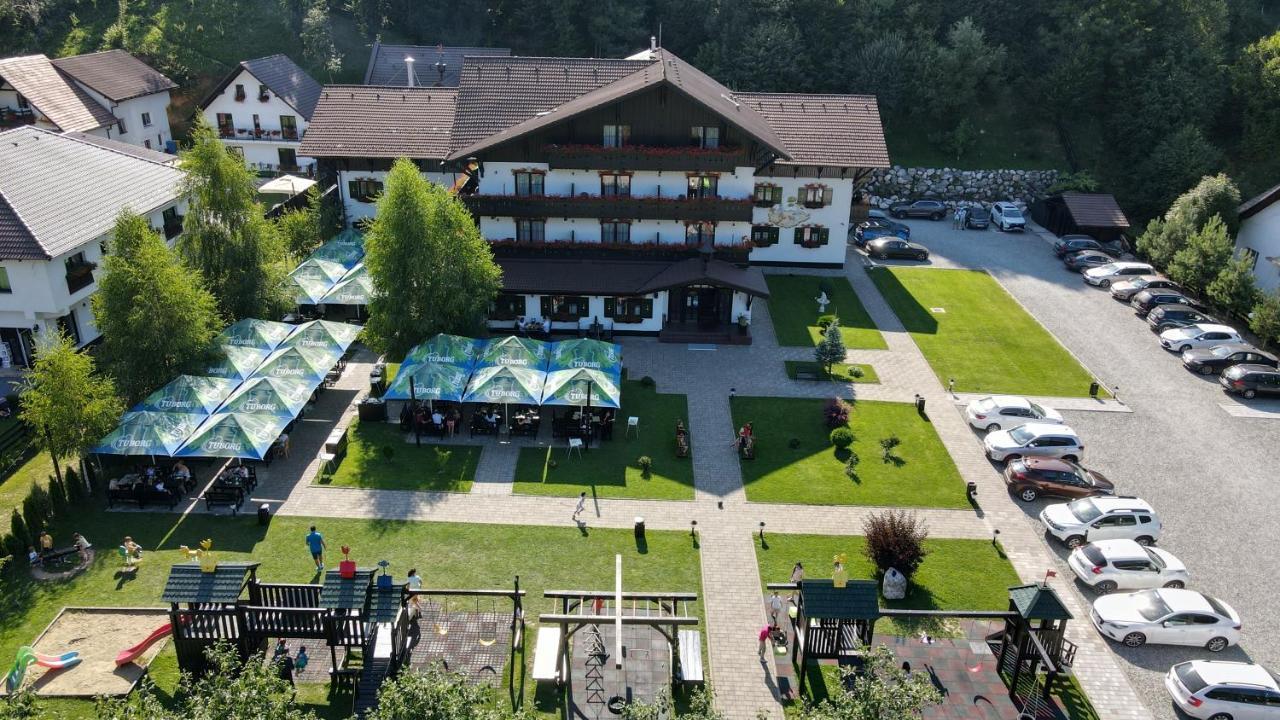 Brandeberg Pension & Restaurant Bran  Exterior photo