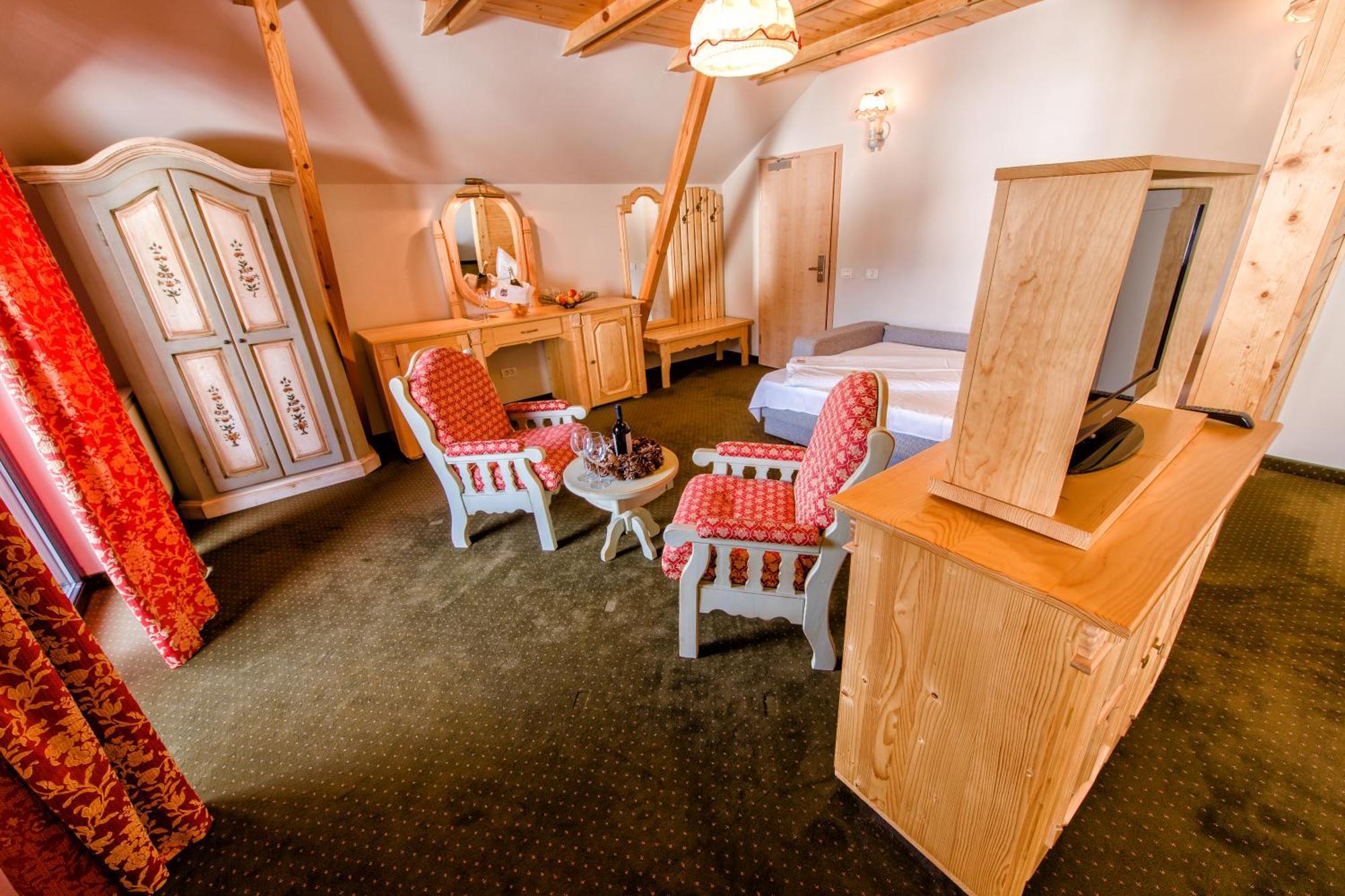 Brandeberg Pension & Restaurant Bran  Room photo