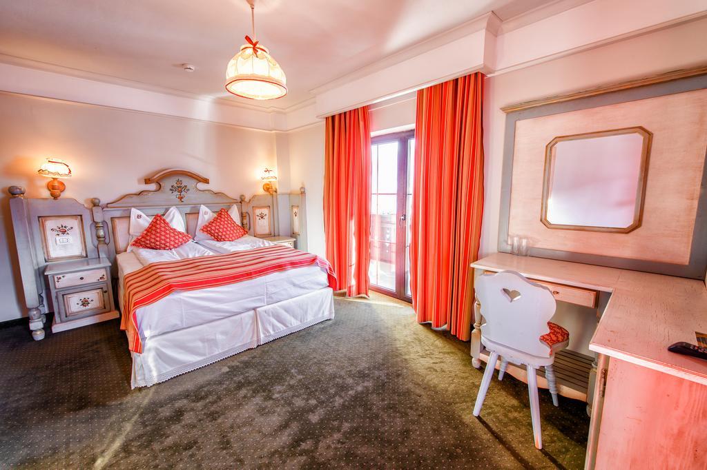 Brandeberg Pension & Restaurant Bran  Room photo