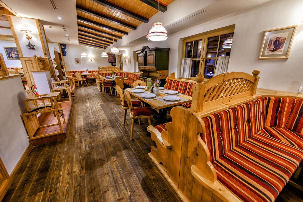 Brandeberg Pension & Restaurant Bran  Exterior photo